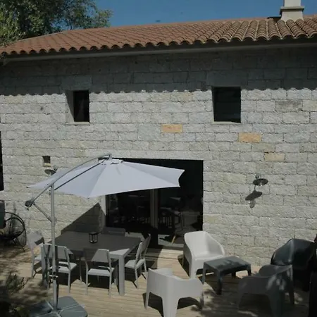 Alta Rocca بيت للعطل
